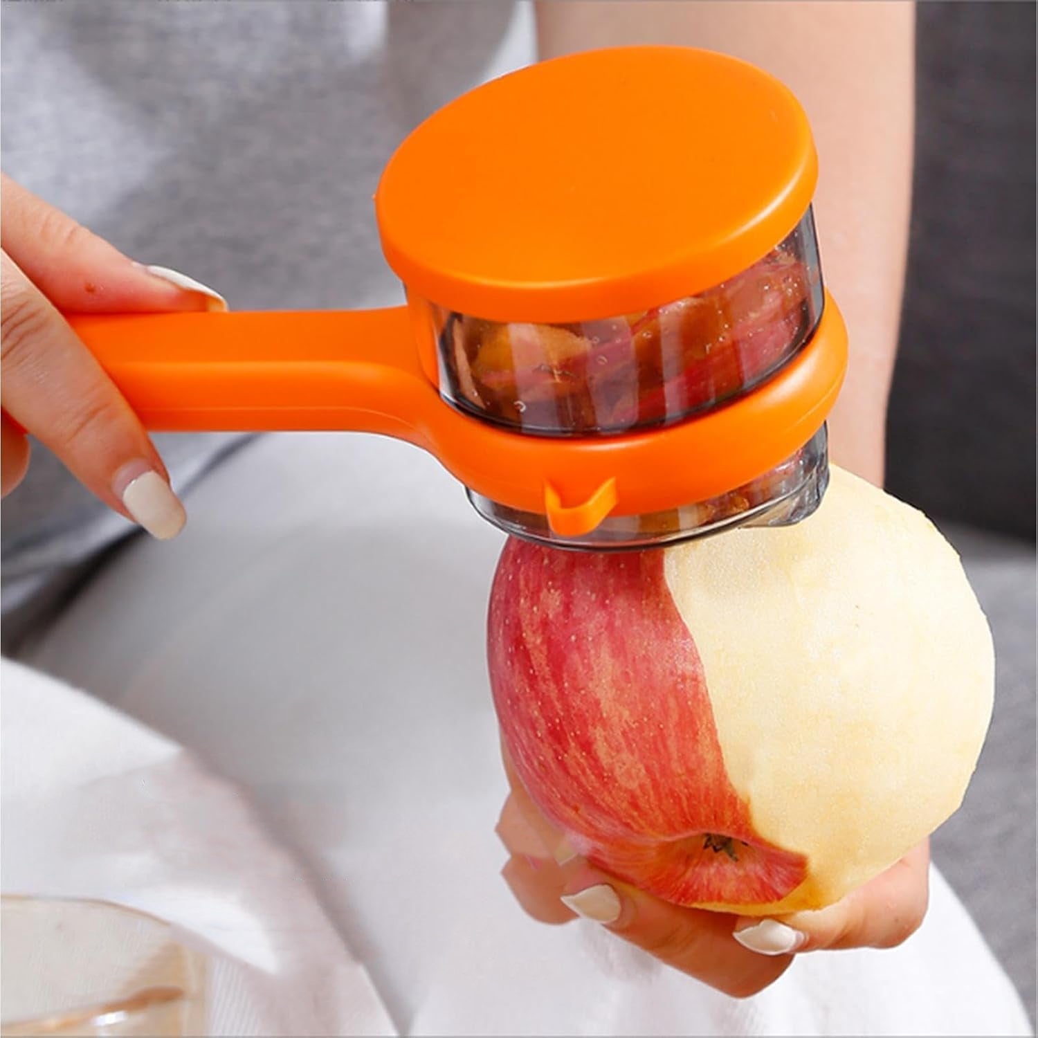 Stainless Steel Peeler With Container (1 Pc) Stainless Steel Peeler With Container (1 Pc)